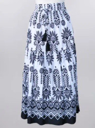 Skirt, Black & White Sassy Elastic Waist 
