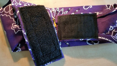 This is a sample of what our NO KNOT NO TIE option is that you can have put on the back of your sassy bandana.  Quality sewn and firm fitting, you will love it! To add this option, simply click the box under the bandana picture when adding to your cart