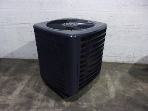 Used 2.5 Ton Condenser Unit GOODMAN Model GSX140301KC ACC-22560