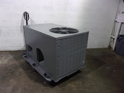 Used 2.5 Ton Package Unit Payne Model PA3ZNB030000ABTP ACC-22973