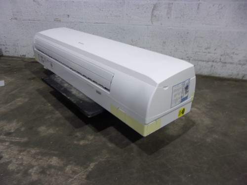 Scratch & Dent 30000 BTU Mini Split Evaporator Unit GREE Model LIVV30HP230V1AH ACC-21872