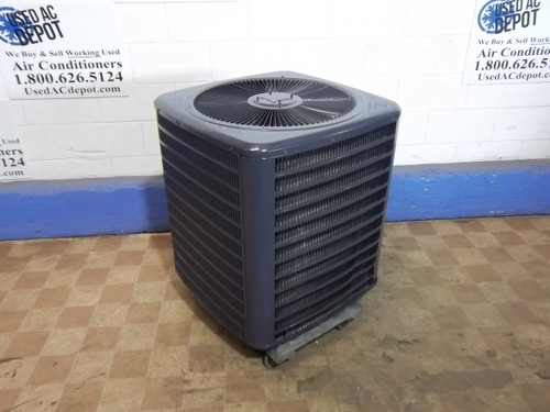 GOODMAN Used Central Air Conditioner Condenser GSC130361DE ACC-7797