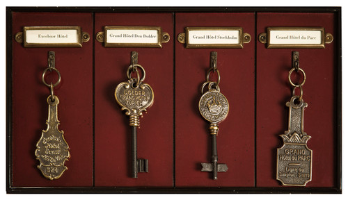 Authentic Models Grand Hotel Key Rack KC000