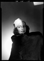 Olga Valevska, 1937