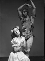 Tamara Toumanova and Paul Petrov in Le Spectre de la Rose, c 1938