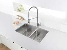 Ruvati 30-inch Low-Divide Undermount Tight Radius 50/50 Double Bowl 16 Gauge Stainless Steel Kitchen Sink - RVH7355