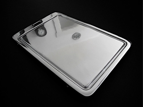 PRE-ORDER - COMING SOON! Original Vintage O'Keefe & Merritt Stove Top Polished Aluminum Cooking Griddle. The rear side does not get polished - thoroughly cleaned, and ready to use. Found on the later 50's and early 60's vintage stoves. PLEASE NOTICE, this style has the griddle cover 'rests' around the sides, front and rear edges. 
MEASUREMENTS: 18-1/4" x 11-7/8" 