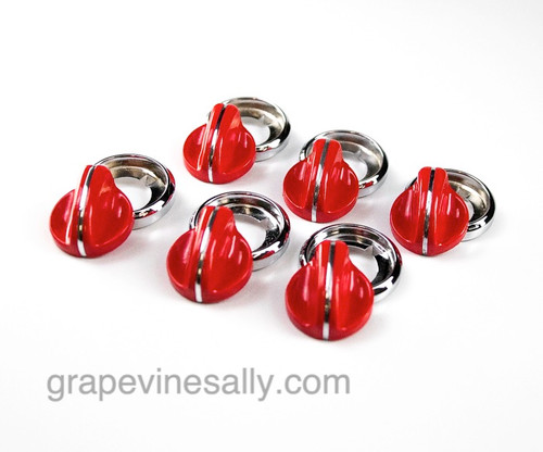 LAST SET! Set of 6 RED vintage O'keefe & Merritt gas stove burner control knobs. Included are 6 NEW CHROMED bezels and 6 round tension washers that sit between the knob and bezel when installed. This is a very unique set.There are no cracks, chips in the plastic/bakelite, all rear "D's" are in very good shape. All knobs have a brilliant shine, in excellent condition. These are all stunning and extremely rare. 