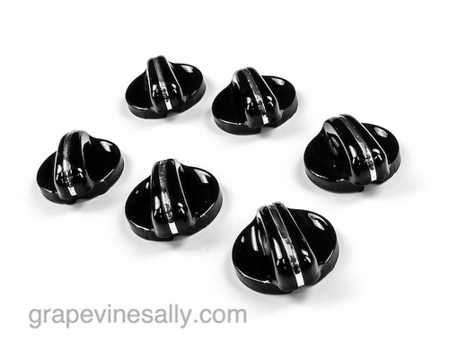 LAST SET! 6 Classic Vintage BLACK O'Keefe & Merritt Gas Stove Control Knobs. These knobs fits the vintage 1940's-1950's O'Keefe & Merritt gas stoves. PLEASE NOTE, these are the 3 pce. knob set (knob, bezel and tension washer/spring) with the L&R concave indentations on the knob.

There are no cracks, chips in the plastic/bakelite, all rear "D's" are in very good shape. All knobs have a brilliant shine. These are all stunning - extremely rare.

Matching O'Keefe & Merritt vintage red & black 15" & 12" handles are also available, drop a note or give a call for details. 

 