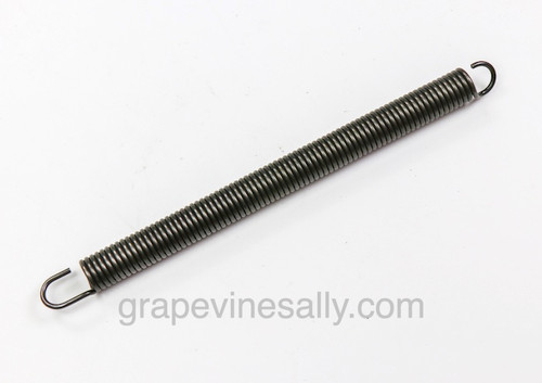 This is a NOS (New Old Stock) Vintage Antique Stove 7-1/2" Oven Door Spring.

This is a very solid spring - it is in excellent condition. Found on a variety of vintage and antique stove brands.

MEASUREMENTS: Overall Length - 7-1/2"  /  Coil Length: 6-3/8"  /  Coil Width: 1/2"