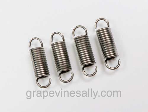 This is NOS (New Old Stock) - SET OF 4 Vintage Antique Pre-1940's Stove Springs.

These are very solid heavy duty spring - it is in excellent condition. Used with various Pre-1940's stove brands.

 MEASUREMENTS: Overall Length 3.0"  /  Coil Length: 1-7/8"  /  Coil Width: 7/8"