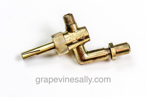 Vintage Western Holly Stove Burner Gas Valve. The stem turns smoothly and the threads are in good condition. 

Please note, we recommend you have a certified professional or company with experience in this area inspect these parts prior to installation. Alway check for gas leaks when completing your repairs.

 