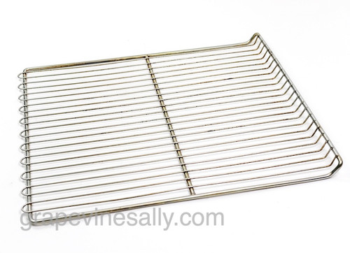 Original Vintage O'Keefe & Merritt, Wedgewood Stove Oven Rack with Loops. This is an original vintage oven rack, it fits the vintage 1940's-50's O'Keefe & Merritt or Wedgewood main gas stove ovens. This is a used original oven rack in very good used condition. It has been thoroughly cleaned and is ready to use.

MEASUREMENTS: Length 18-3/4"  /  Width: 15-7/8"