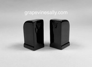 O'Keefe & Merritt Stove Top Clock Timer Black Ceramic Salt & Pepper Shakers