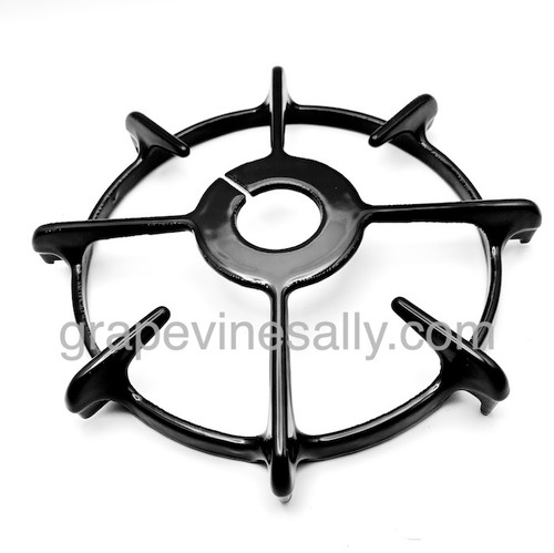 LAST ONE - Original NEW PORCELAIN ENAMELED Vintage CHAMBERS Stove Top Burner Grate with 3.0" Simmer Plate. This is a very solid grate. 

A very rare find.

MEASUREMENTS: Ring Diameter 8.0"  -   Center Simmer Plate: 3.0" Diameter 

Please compare closely to the grates you may be replacing. Give us a call if you have any questions, we're happy to help.