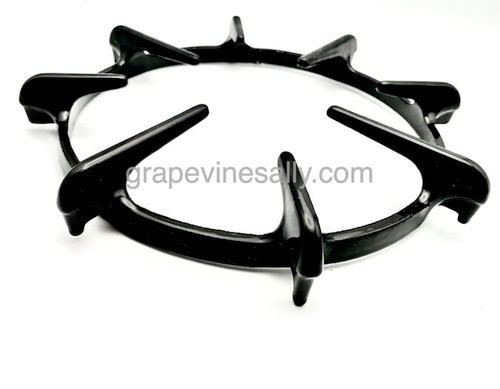 Original NEW PORCELAIN ENAMELED Vintage CHAMBERS Stove Top Burner Grate. This is a very solid eight spoke grate. We have a very limited supply of these grates.

A very rare find.

MEASUREMENTS: Ring Diameter 8.0" 

Please compare closely to the grates you may be replacing. Give us a call if you have any questions, we're happy to help.