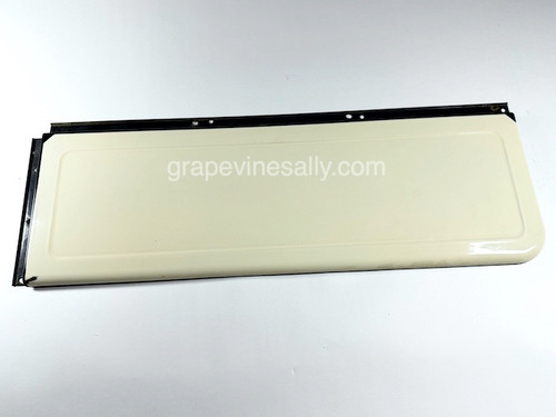 This is a very nice used early 1930's Magic Chef Series 1000 RIGHT STACK warm ivory/beige porcelain enameled panel. It sits right behind and above the shelf. These stoves were made in ivory/beige and white. This panel is in very nice bright & shiny condition - there is one small chip on the inner upper corner edge. Please see all photos. These are left over from a purchased parts stove we needed to complete another MC 1000 restoration. Call with any questions.  

MEASUREMENT: Width: 32.0" x 11.0"