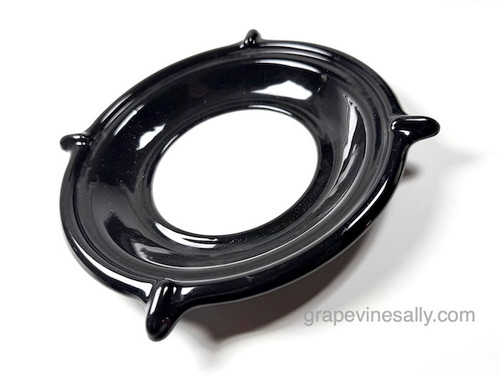 Late 1940's - Early Mid 1950's Very Rare Western Holly Town & Country Parts!

NEW PORCELAIN ENAMELED Original Western Holly Town & Country vintage stove round drip tray. This drip tray is in 'like new' condition. The drip tray and grate design was unique to the WH Town & Country stoves.

Please see the last photo that shows both drip tray and grate together - the grate is not included in this listing, it is for demonstration purposes only. We have a very limited supply of both. 

MEASUREMENTS: Top Ring Diameter 8-7/8"  / Inner Burner Hole Diameter 4-3/4"

* New porcelain enamel WH Town & Country grates are also available. 