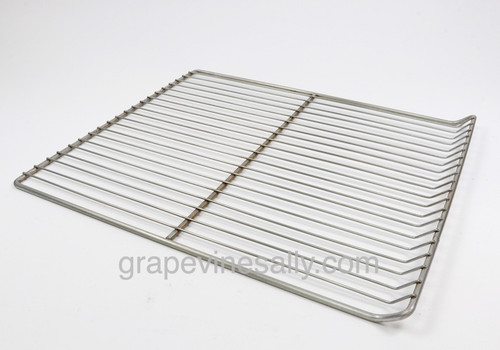 Vintage O'Keefe & Merritt, Wedgewood Stove USED CHROME Oven Rack. This is an original vintage oven rack, it fits the vintage O'Keefe & Merritt or Wedgewood main gas stove ovens. This oven rack is used, we have cleaned it, you may want to give it little more 'elbow grease' in a couple of areas. it is a very solid oven rack. This is the style without the decorative loops on the end of the rack.

MEASUREMENTS: Length 19.0" (end to end of loop)  /  Width: 15-7/8" 

 
