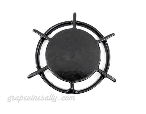 Original Vintage O'Keefe & Merritt Stove USED PORCELAIN ENAMELED Burner Grate / Simmer Plate Style. The porcelain enamel shows normal wear. There will be normal 'scuff' from pots and pans. However, these used grates do not have any chipped porcelain enamel.

If a used grate has any chips, we will note that in our descriptions. All of our used grates are very solid grates. They fit the single peg hole OK&M stove tops. One fat peg on underside ring.

Regarding Cleaning:

We clean the heavy grease (if any), but you still may want to give it a more thorough cleaning. (Super-Clean in the purple container on Amazon works great.)

 MEASUREMENTS: Ring Diameter 8-3/8"