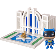 Justice League - Batman with Hall of Justice Pop! Town Vinyl Figure