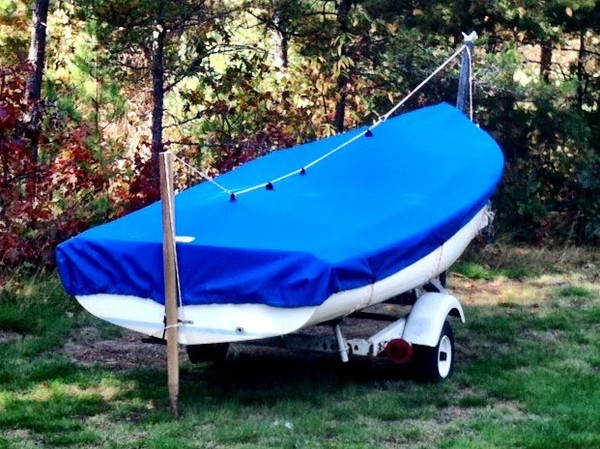 Javelin sailboat Top Cover by SLO Sail and Canvas. 