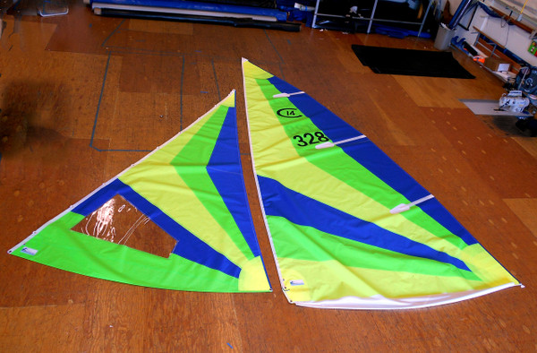 Capri 14.2 Radial Color Sail Set
