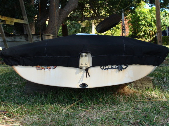 Built in rudder gudgeon cutout. Cover your boat with or without rudder attached. 