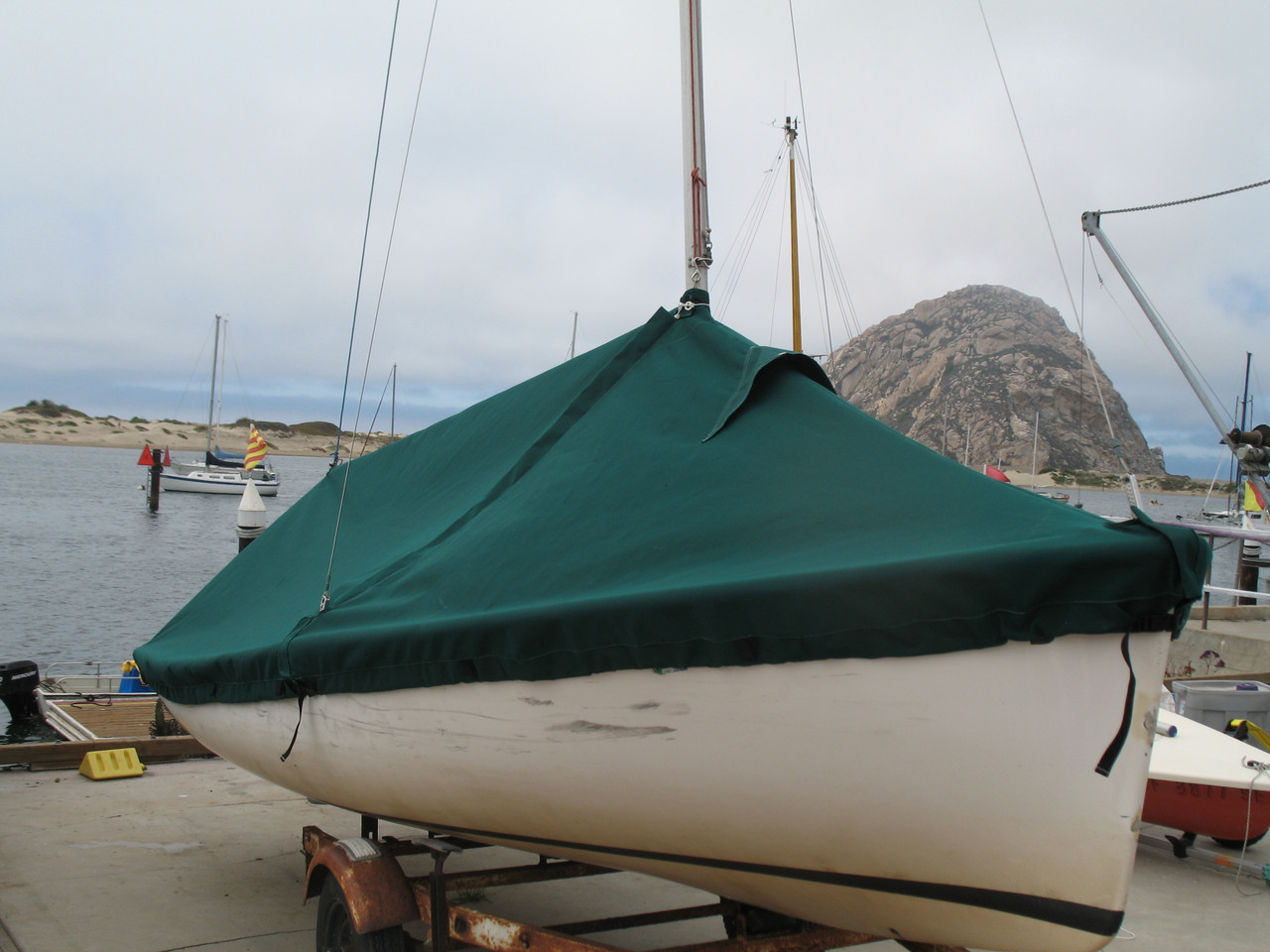 O'Day Daysailer sailboat Mast Up Tented Mooring Cover by SLO Sail and Canvas