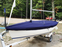 Capri 14.2 (by Catalina) Mast Up Flat Mooring Cover by SLO Sail and Canvas