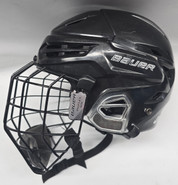 BAUER REAKT 95 HOCKEY HELMET WITH CAGE MEDIUM BLACK USED NCAA #19