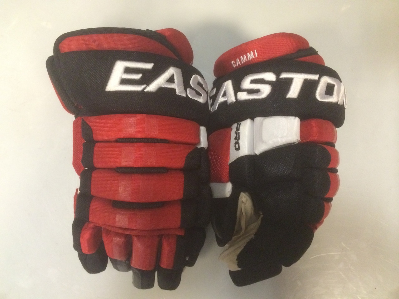 new jersey devils hockey gloves