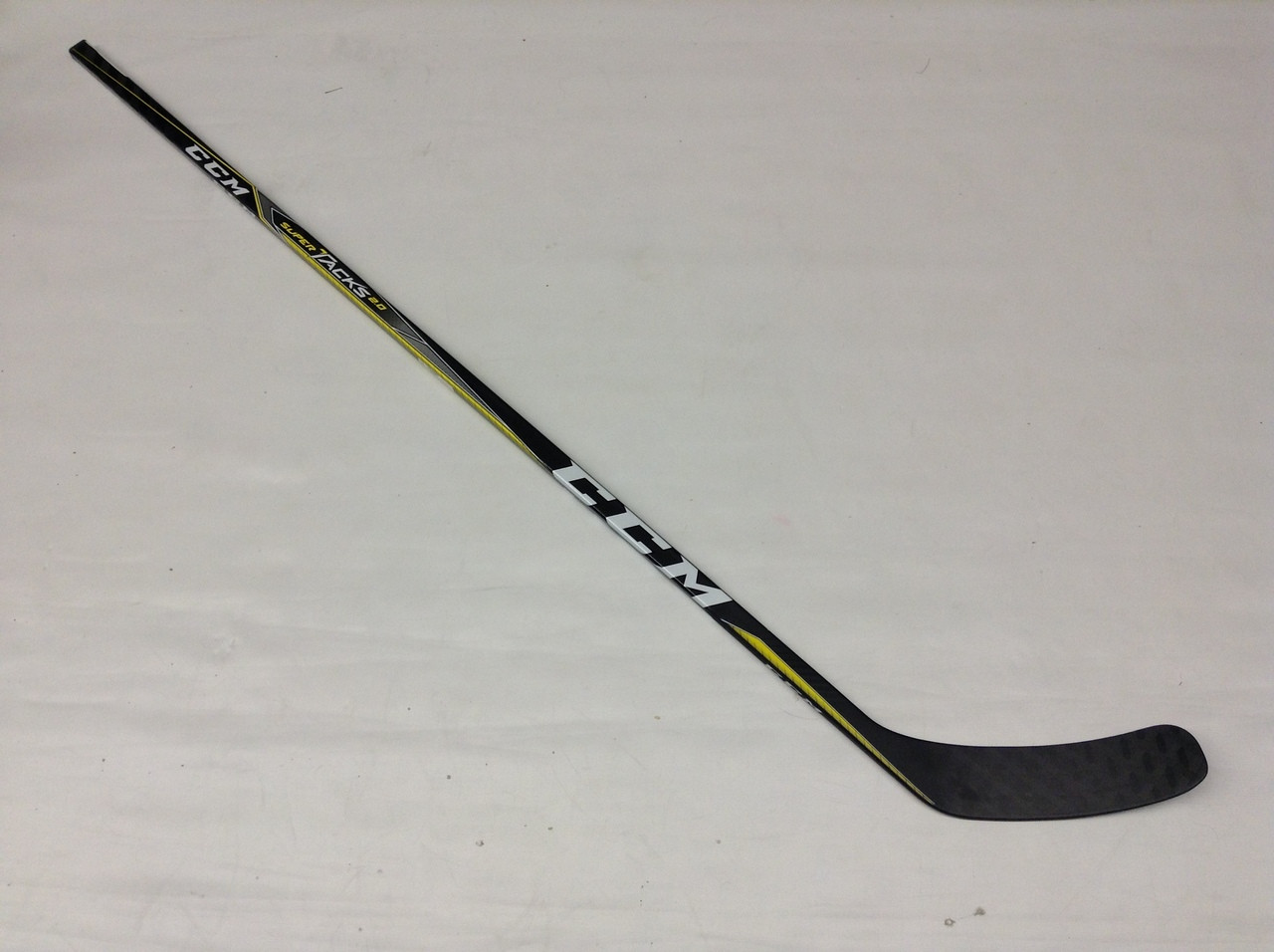 CCM Super Tacks 2.0 LH Grip Pro Stock Hockey Stick 80 Flex P14 NCAA Custom  - DK's Hockey Shop