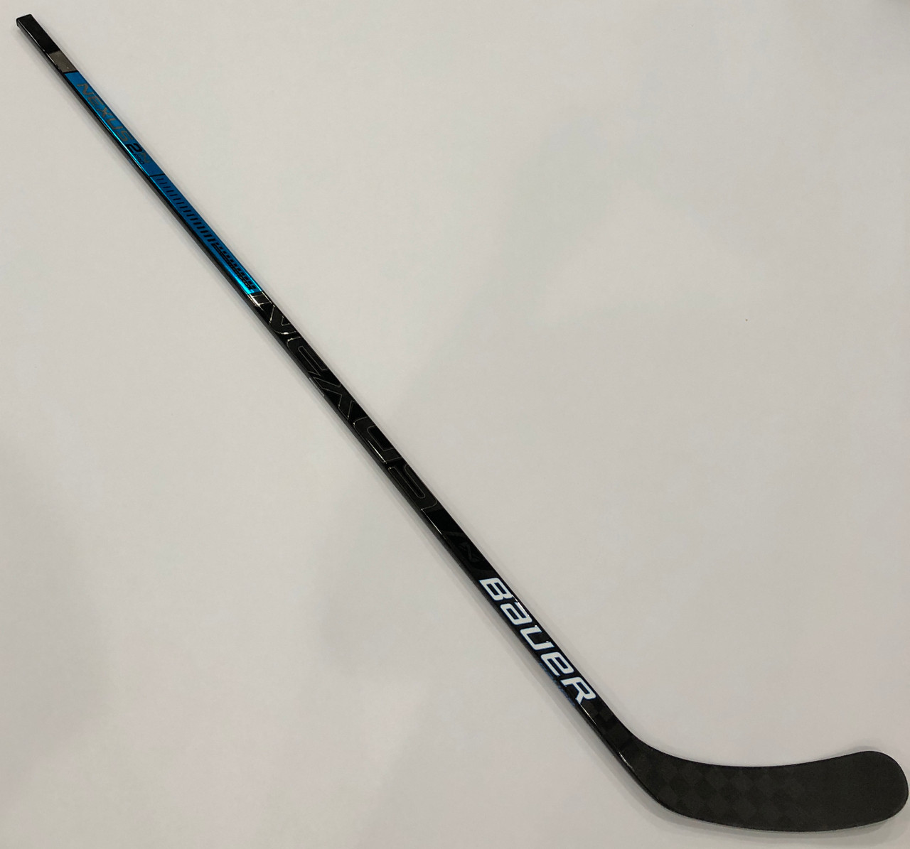 Bauer Nexus 1N LH Pro Stock Hockey Stick Grip 82 Flex DEN 2N ...