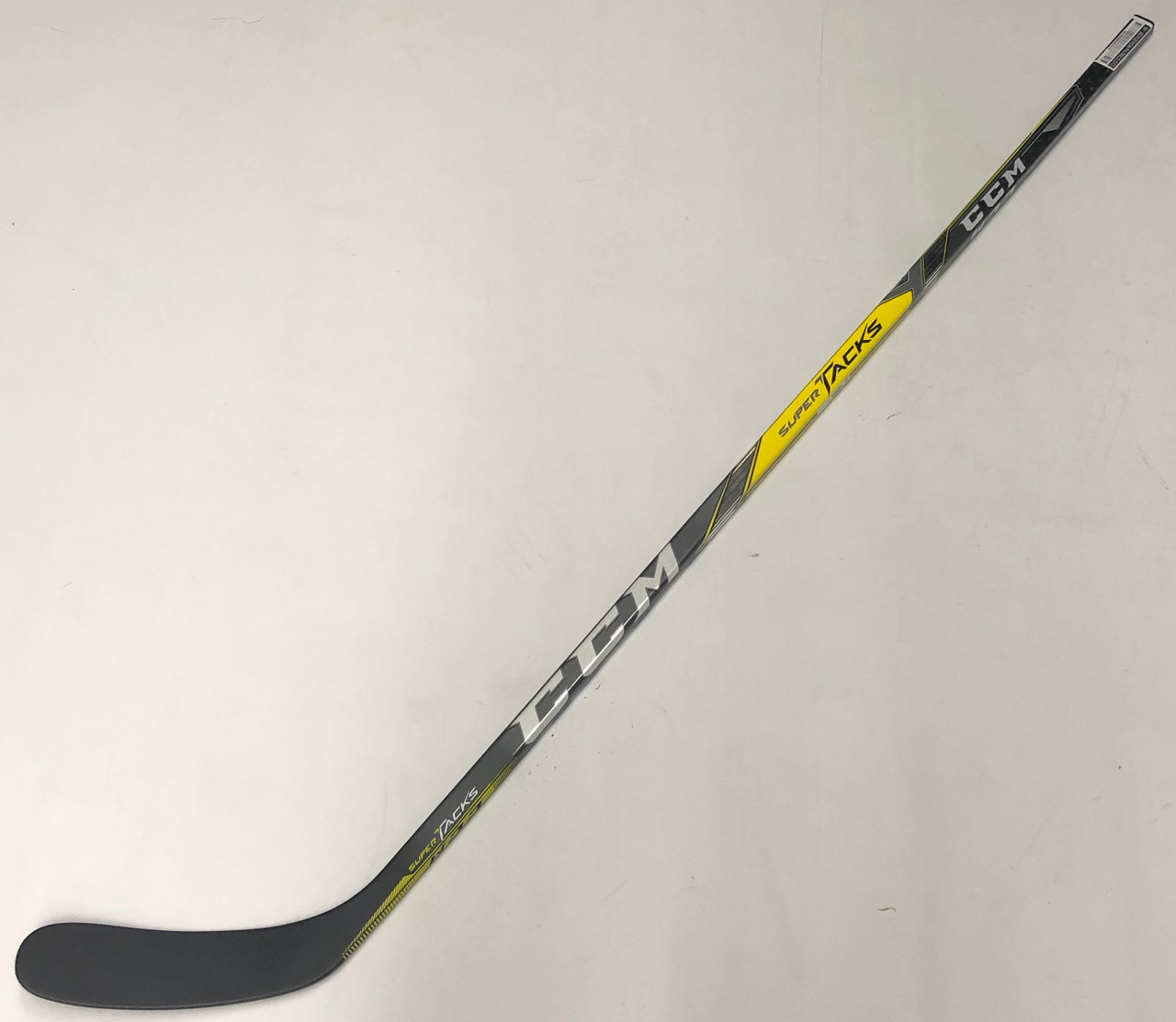Ccm Super Tacks Stick On Ice Review Youtube