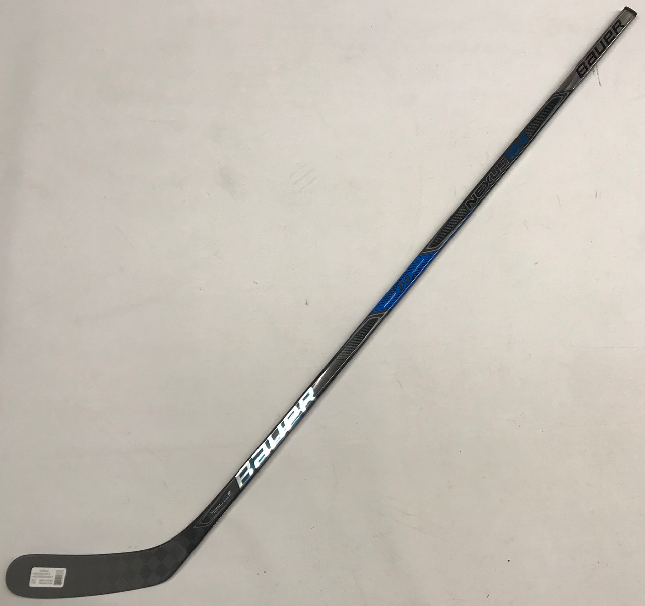 Bauer Nexus 1n Rh Intermediate Hockey Stick 67 Flex Pm9 Grip Dk S Hockey Shop