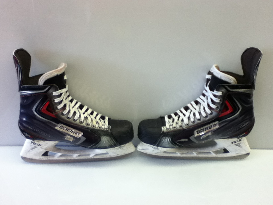 Bauer Vapor APX2 Custom Pro Stock Ice Hockey Skates 11 D used NHL - DK's  Hockey Shop