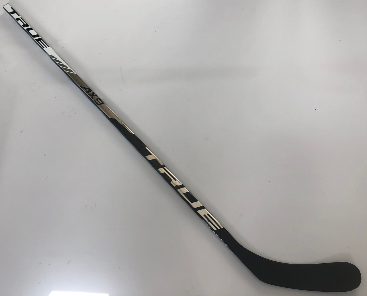True AX9 LH Pro Stock Stick 100 Flex Crosby Penguins NHL Mid DK's Hockey Shop