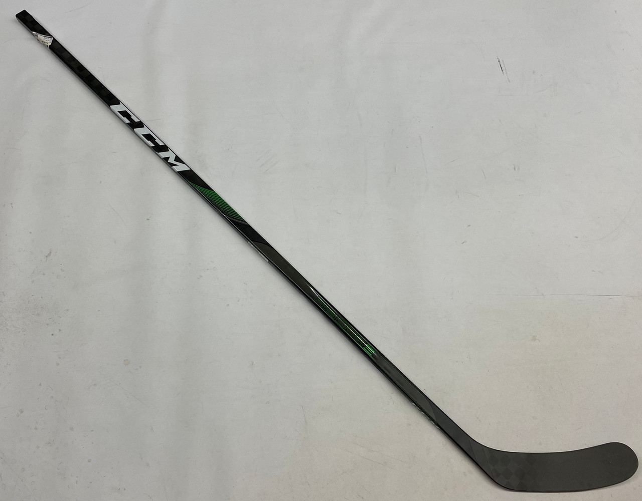 CCM Ribcore Trigger 4 LH Grip Pro Stock Hockey Stick Grip 70 Flex Custom  Toe Byron - DK's Hockey Shop
