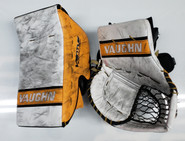  Vaughn SLR/V9 Pro Stock Goalie Glove & Blocker Regular Kucharski(NCAA) 