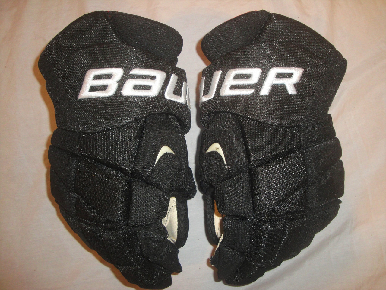 Bauer Vapor APX Pro Stock Custom Hockey Gloves 15" Boston Bruins NHL - DK's  Hockey Shop