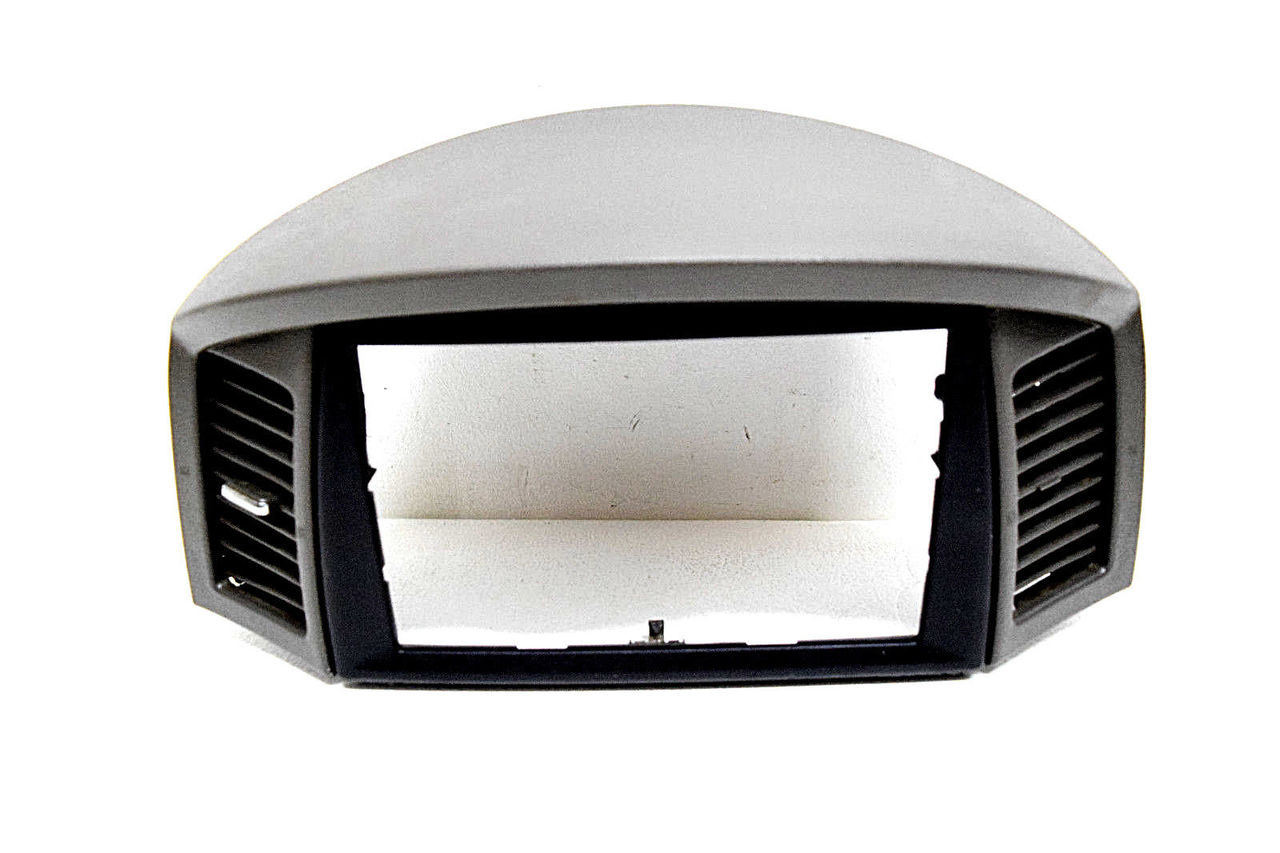 NAVIGATION RADIO TRIM BEZEL VENT DOUBLE DIN