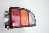 98 99 00 TOYOTA RAV 4 RAV4 LEFT DRIVER TAIL LIGHT TAILIGHT