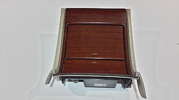 03 04 05 06 CADILLAC ESCALADE CENTER CONSOLE CUPHOLDERS WOOD GRAIN