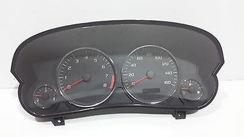 04 05 CADILLAC CTS SPEEDOMETER INSTRUMENT CLUSTER 25772409