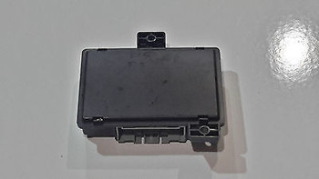 03 04 05 DODGE NEON PT CRUISER KEYLESS ENRTY MODULE P04671879AD