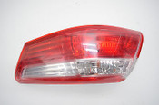 07 08 09 TOYOTA CAMRY TAIL LIGHT TAILIGHT LEFT DRIVER