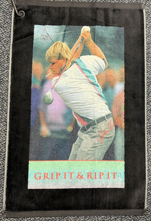 GRIP IT AND RIP IT! ゴルフ本 Reebok Backswing Grip It & Rip It Towel - JohnDaly.com