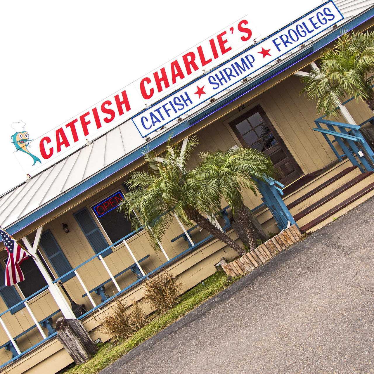 Catfish Charlie's // SA128 South Austin Gallery