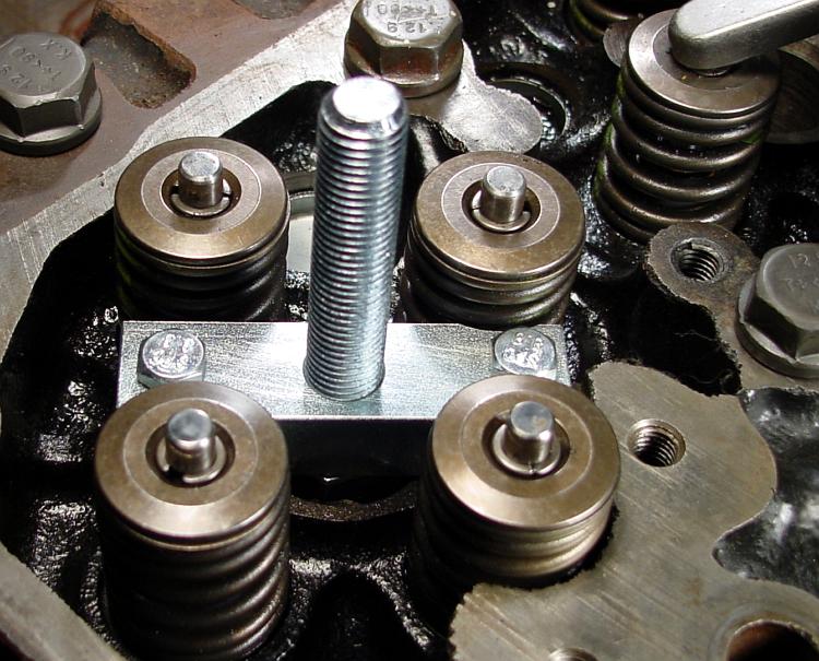 bridge-for-cummins-24-valve-valve-spring-compressor-ovf010.jpg